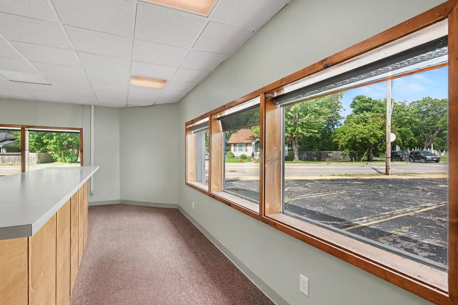2019 Columbus Ave image 5