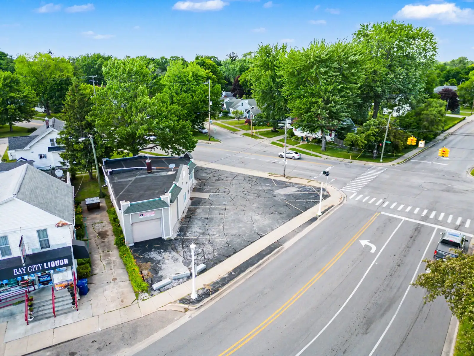 2019 Columbus Ave image 17