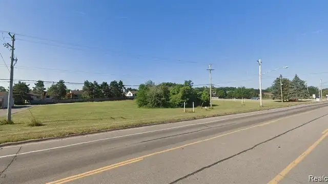 9091 Miller Rd thumbnail 2