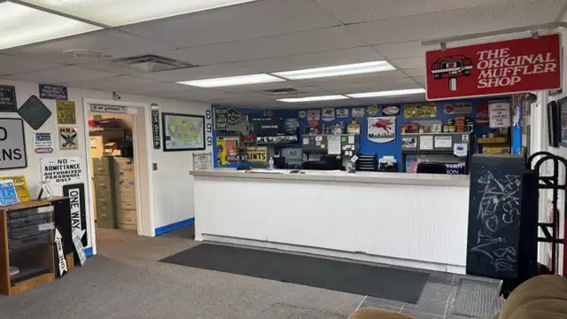 1806 Eureka Rd thumbnail 5