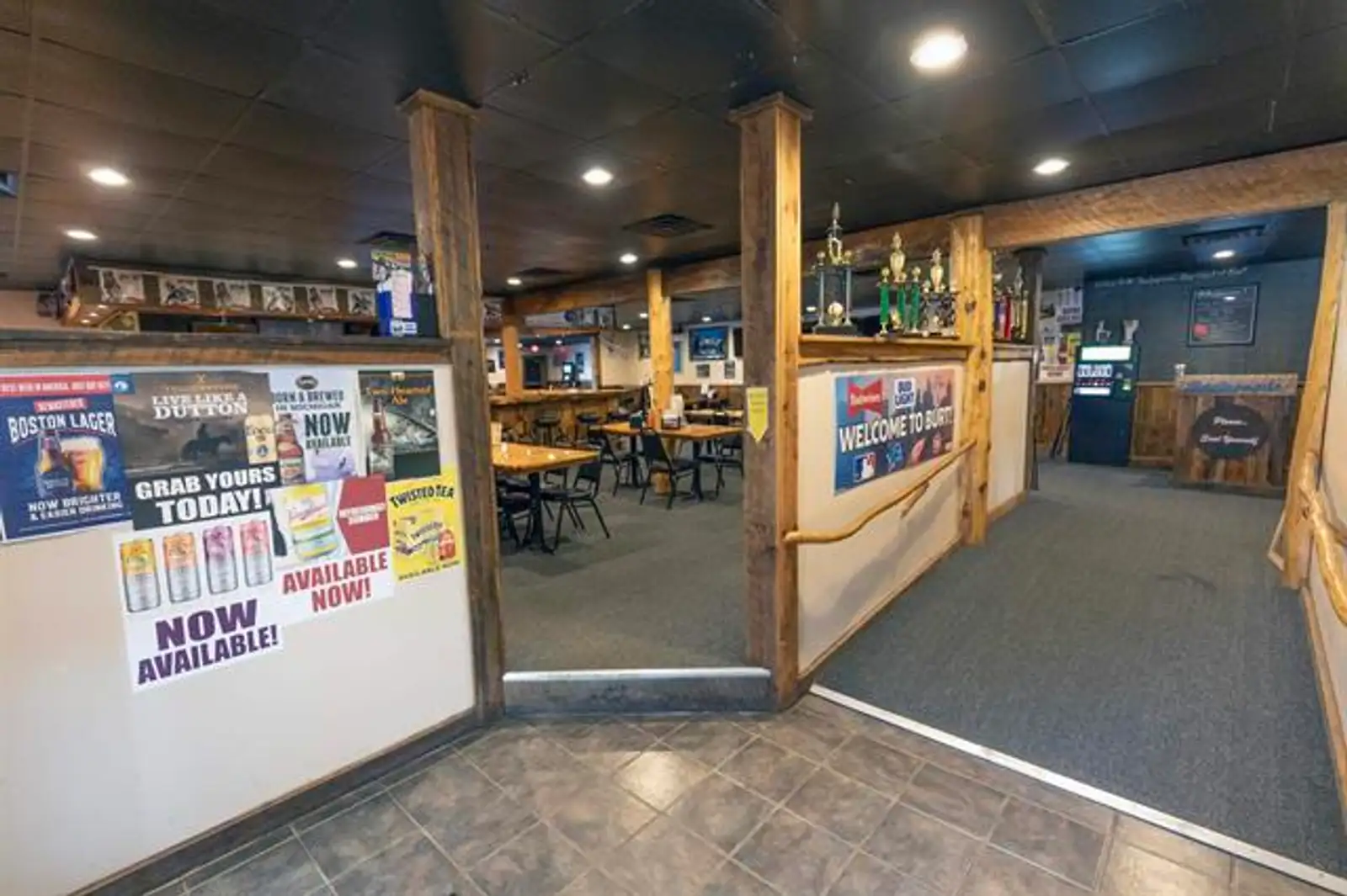 Backwoods Bar & Grill image 4