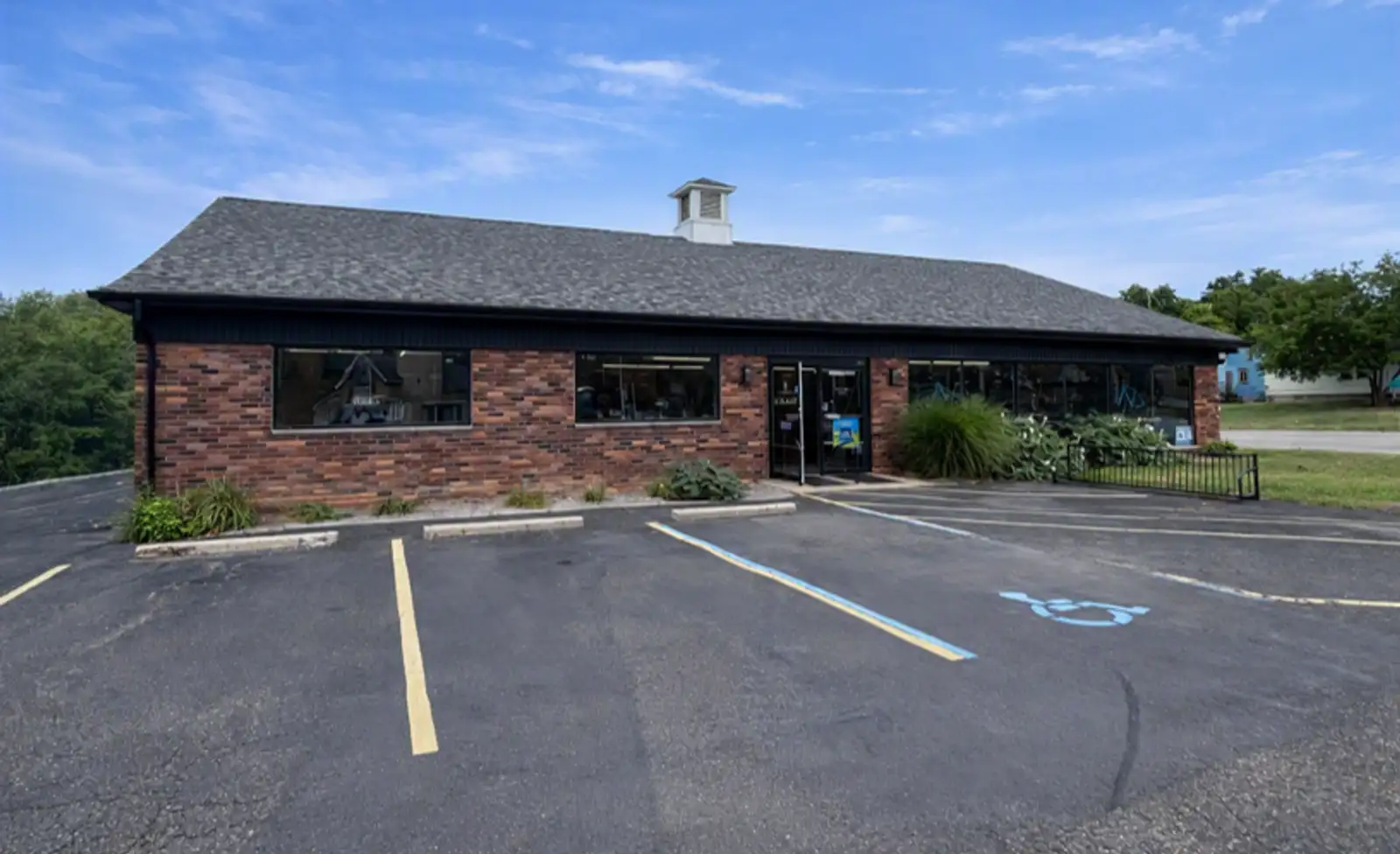 203 Perry St, Pontiac, MI 48342
