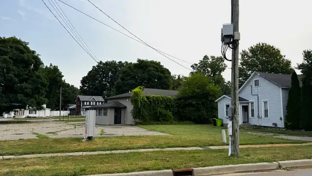 213 Main St thumbnail 2