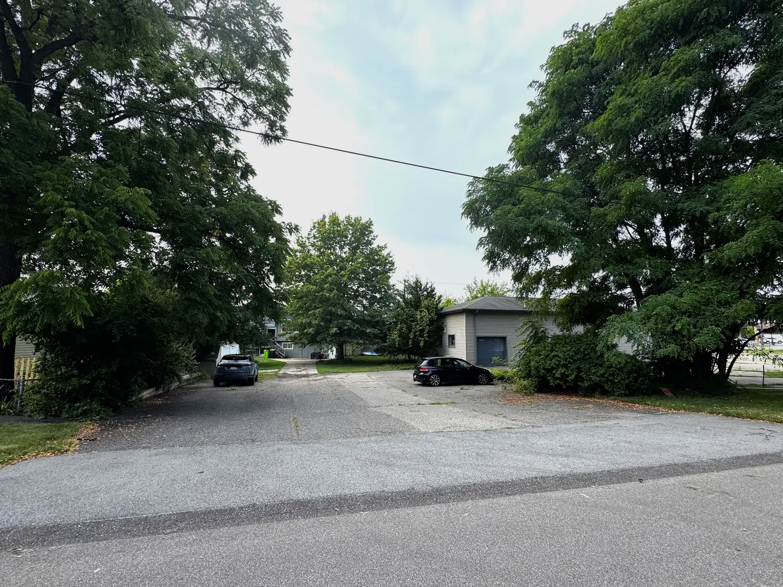 213 Main St image 3