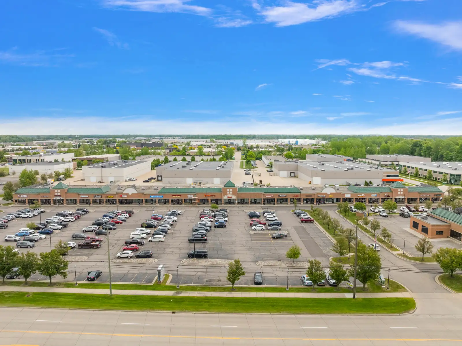 Summit Retail Center image 4