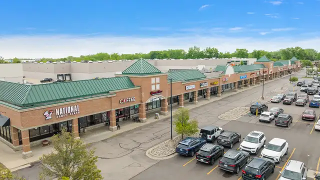 Summit Retail Center thumbnail 5