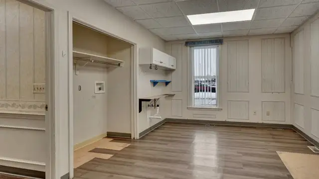 View image 12