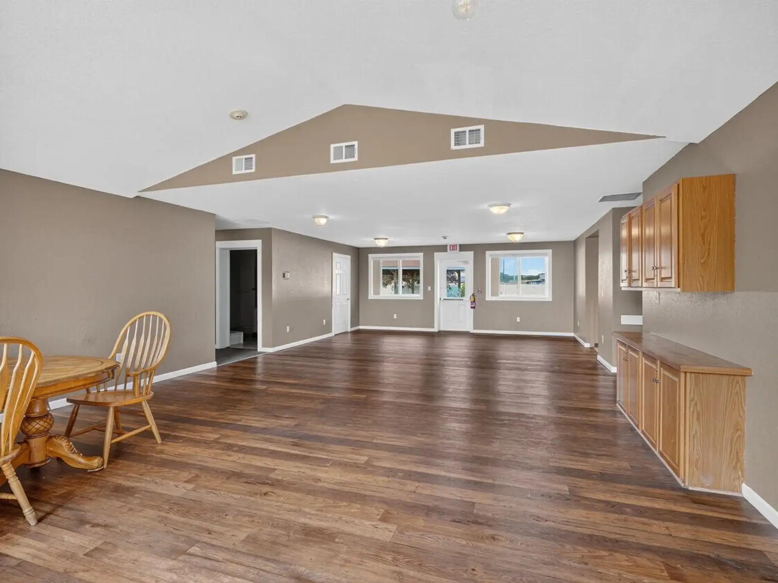 Linwood Residence image 15