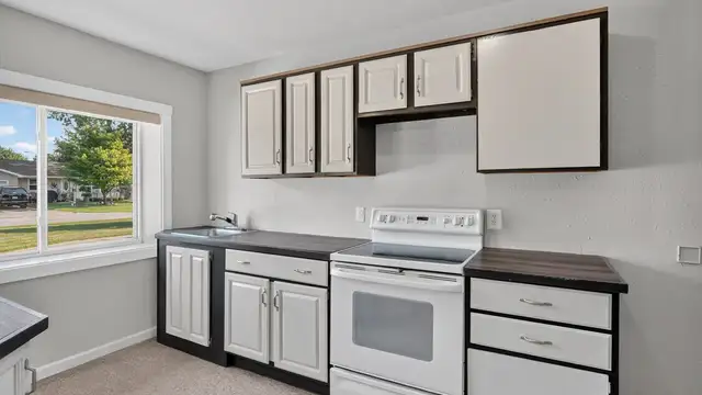 View image 9