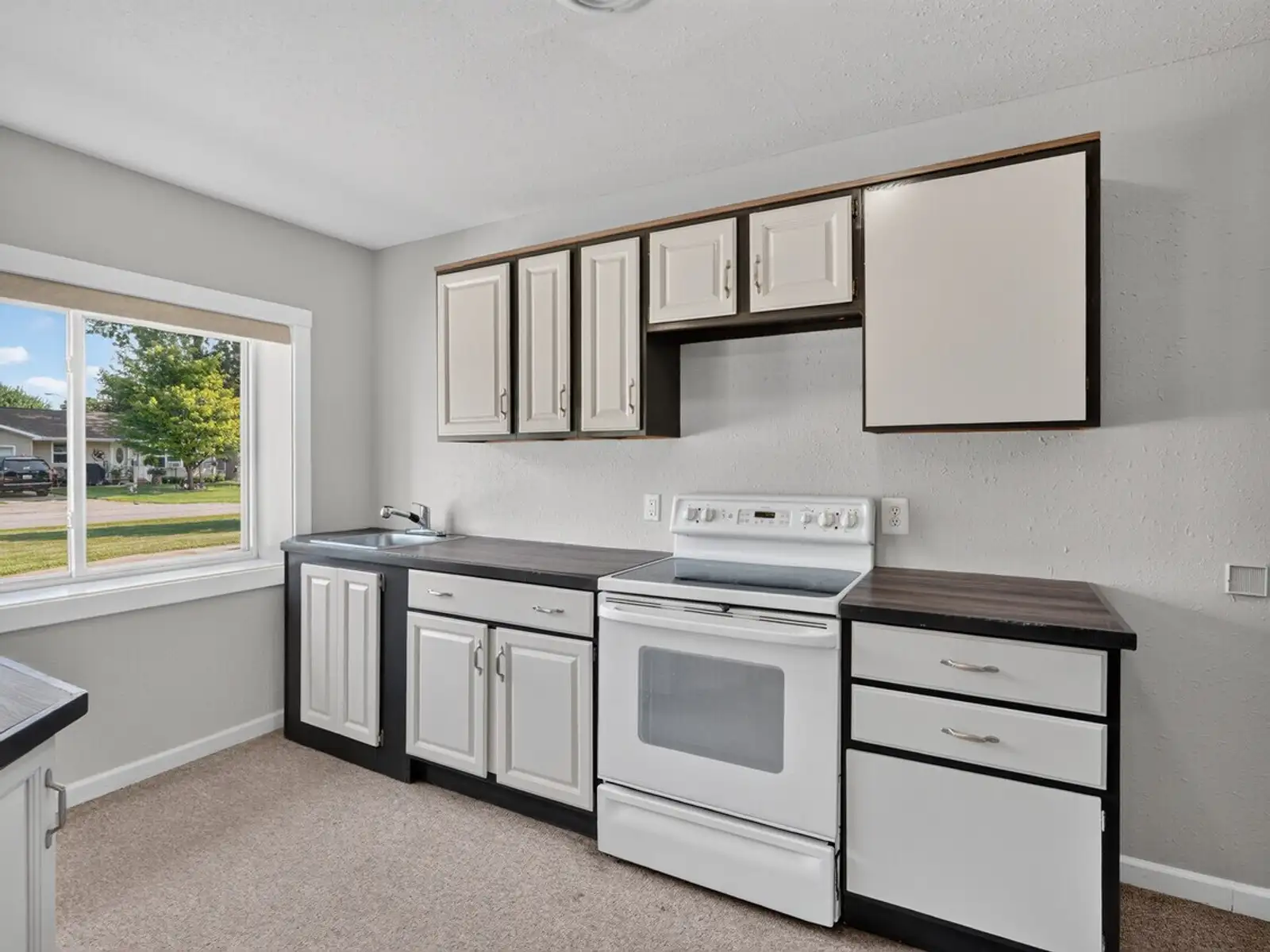 Linwood Residence image 9