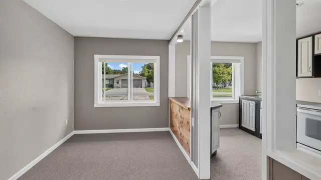 View image 11