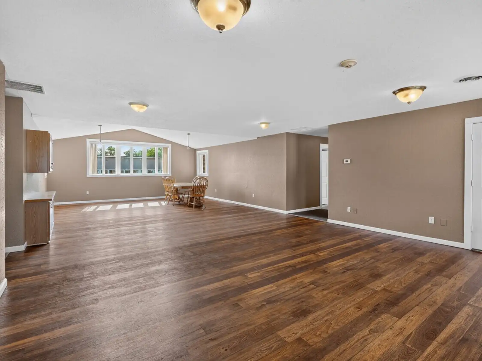 Linwood Residence image 14