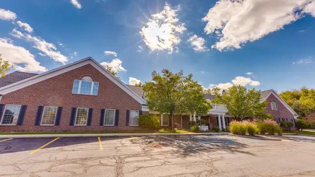 2379 Woodlake Dr listing image