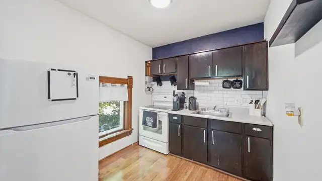 View image 25