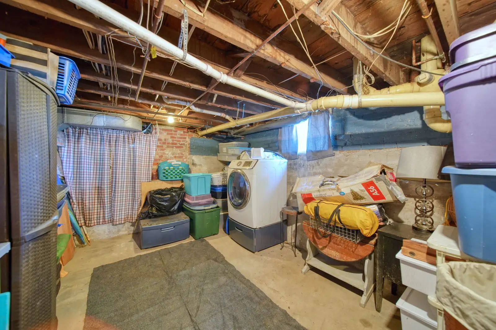 120 E Adrian St image 48