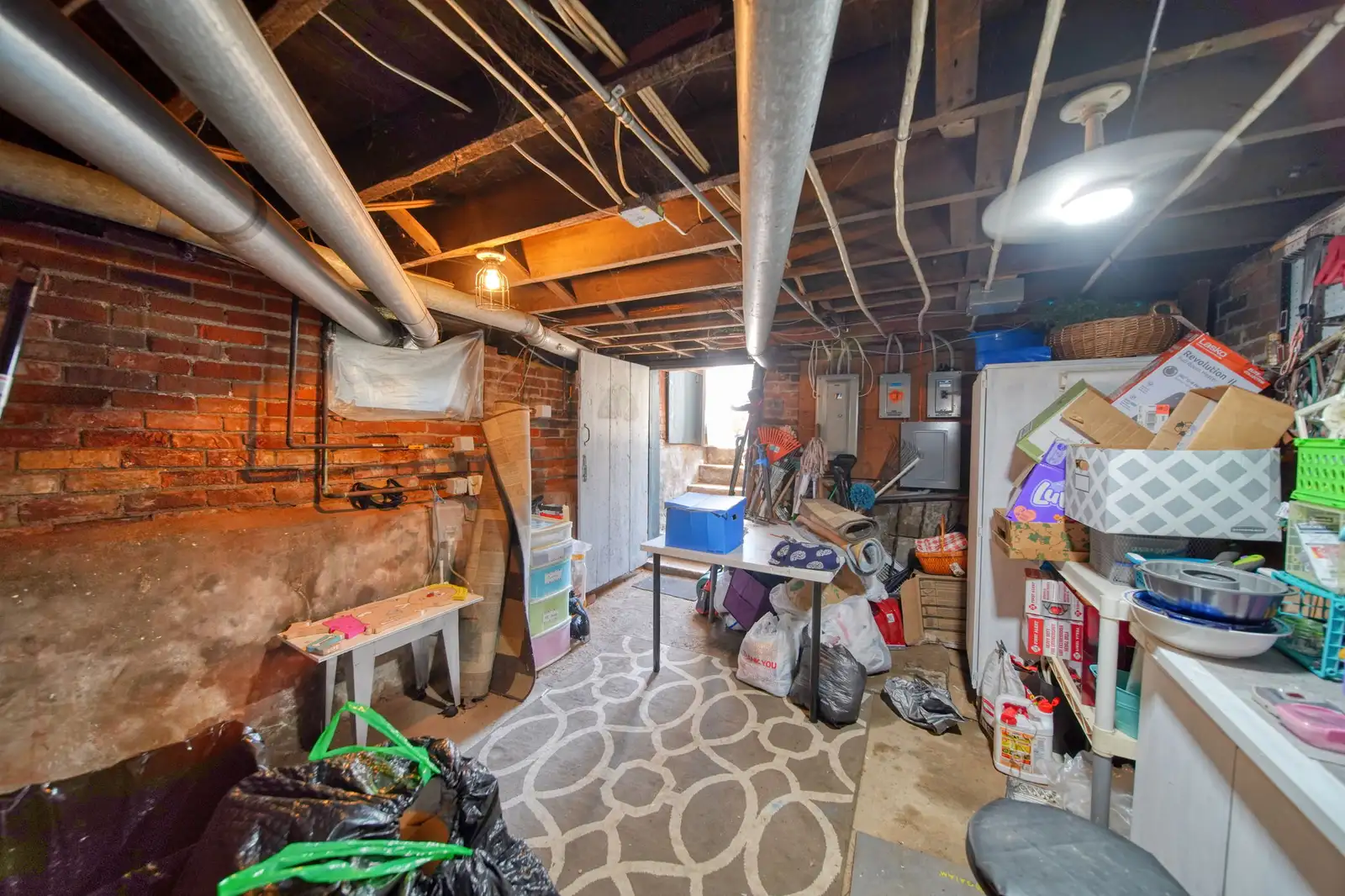 120 E Adrian St image 46