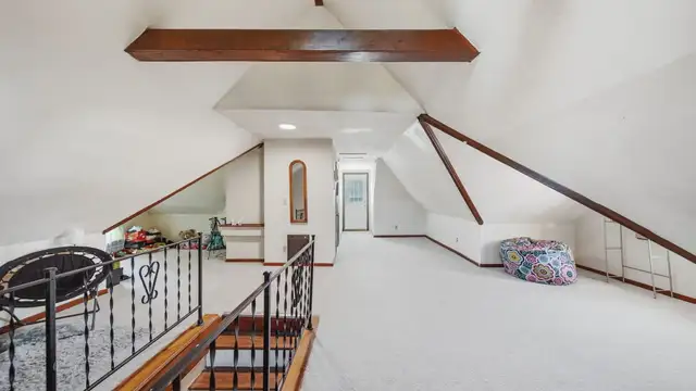 View image 28
