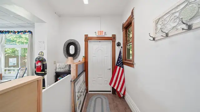 120 E Adrian St thumbnail 5
