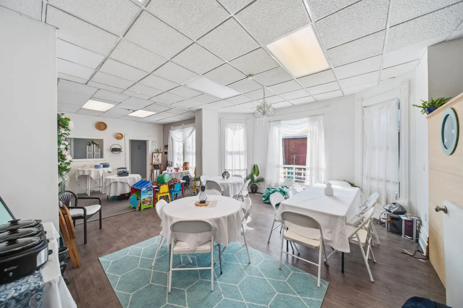 120 E Adrian St image 7