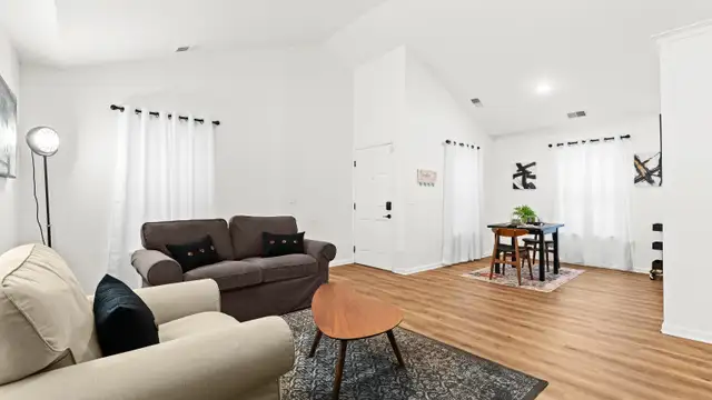 545 Calgary St thumbnail 5