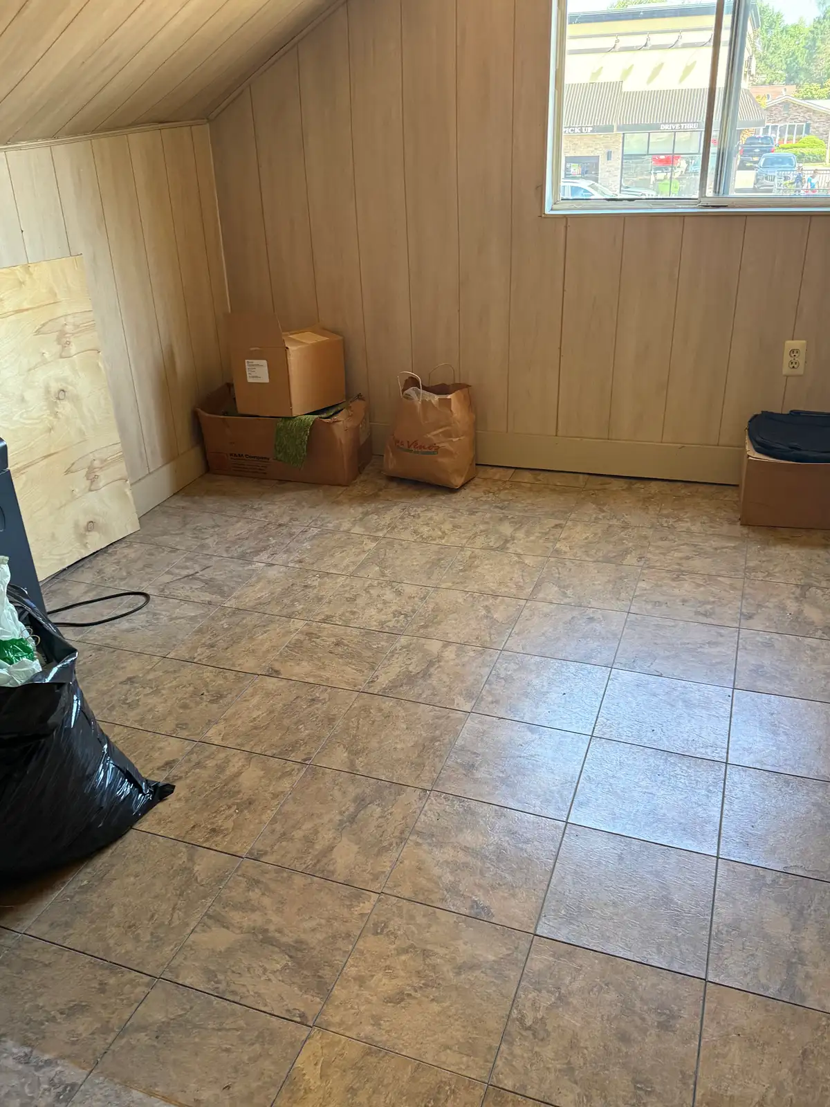409 N Wayne Rd image 5