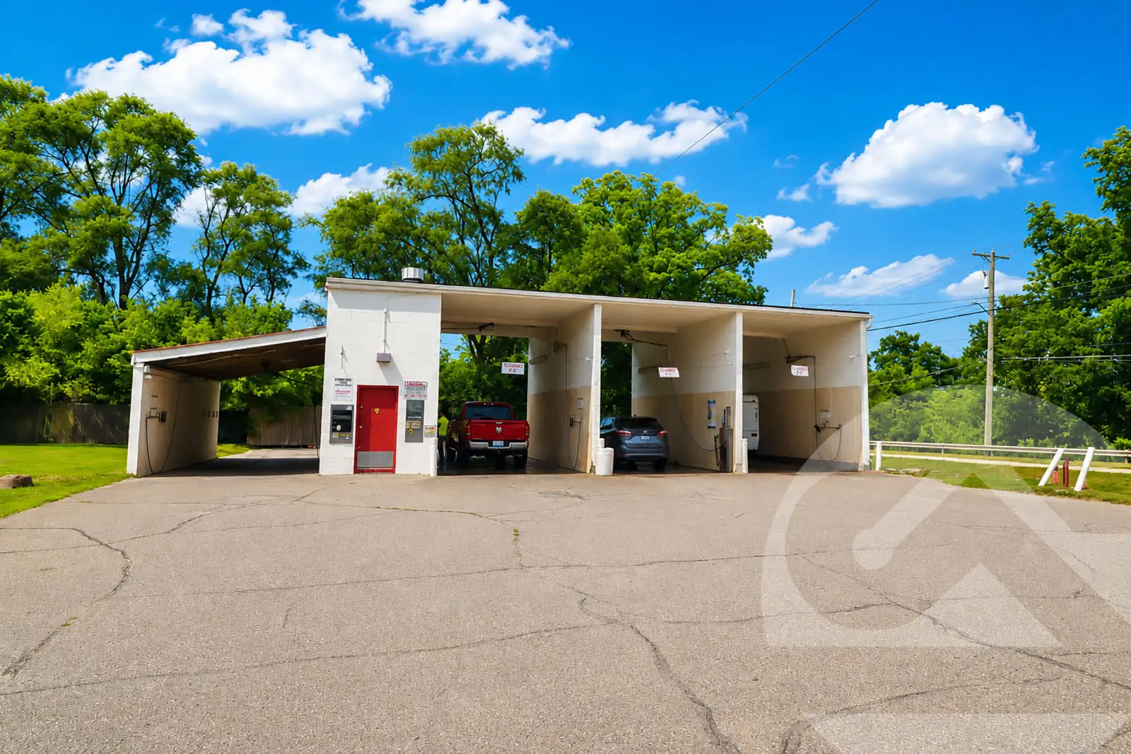 360 South St image 2