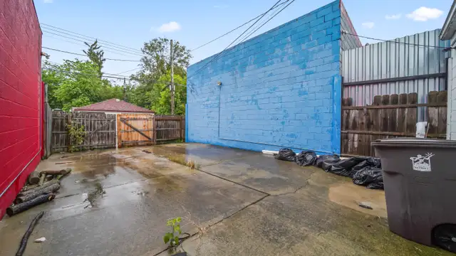 View image 12