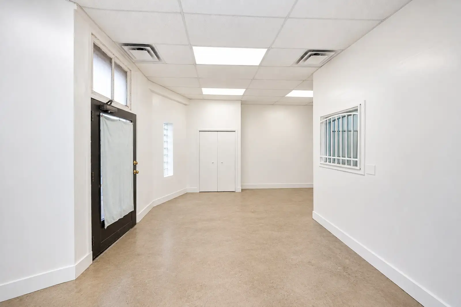 13940 Gratiot Ave image 7