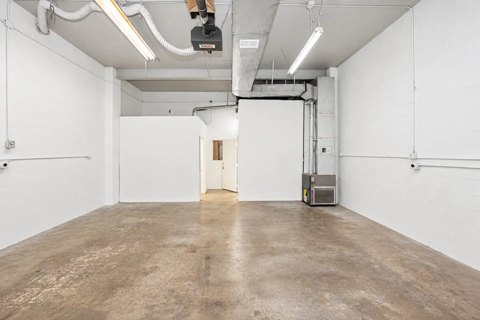 13940 Gratiot Ave image 13