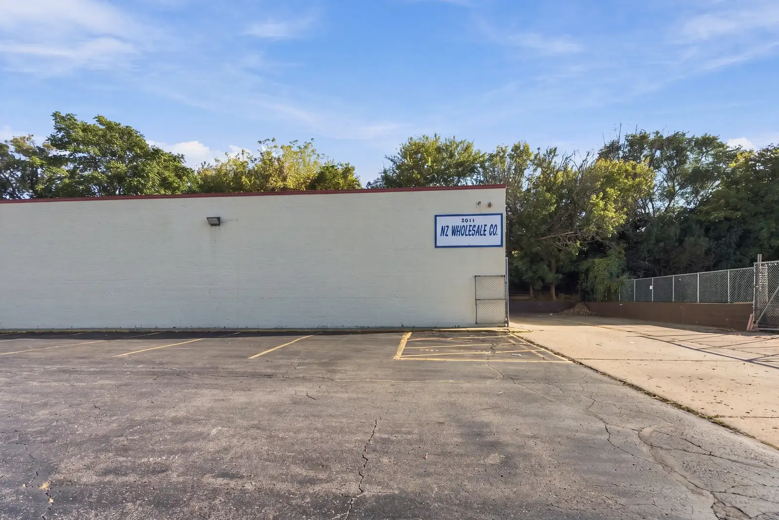 2611 Corunna Rd image 3