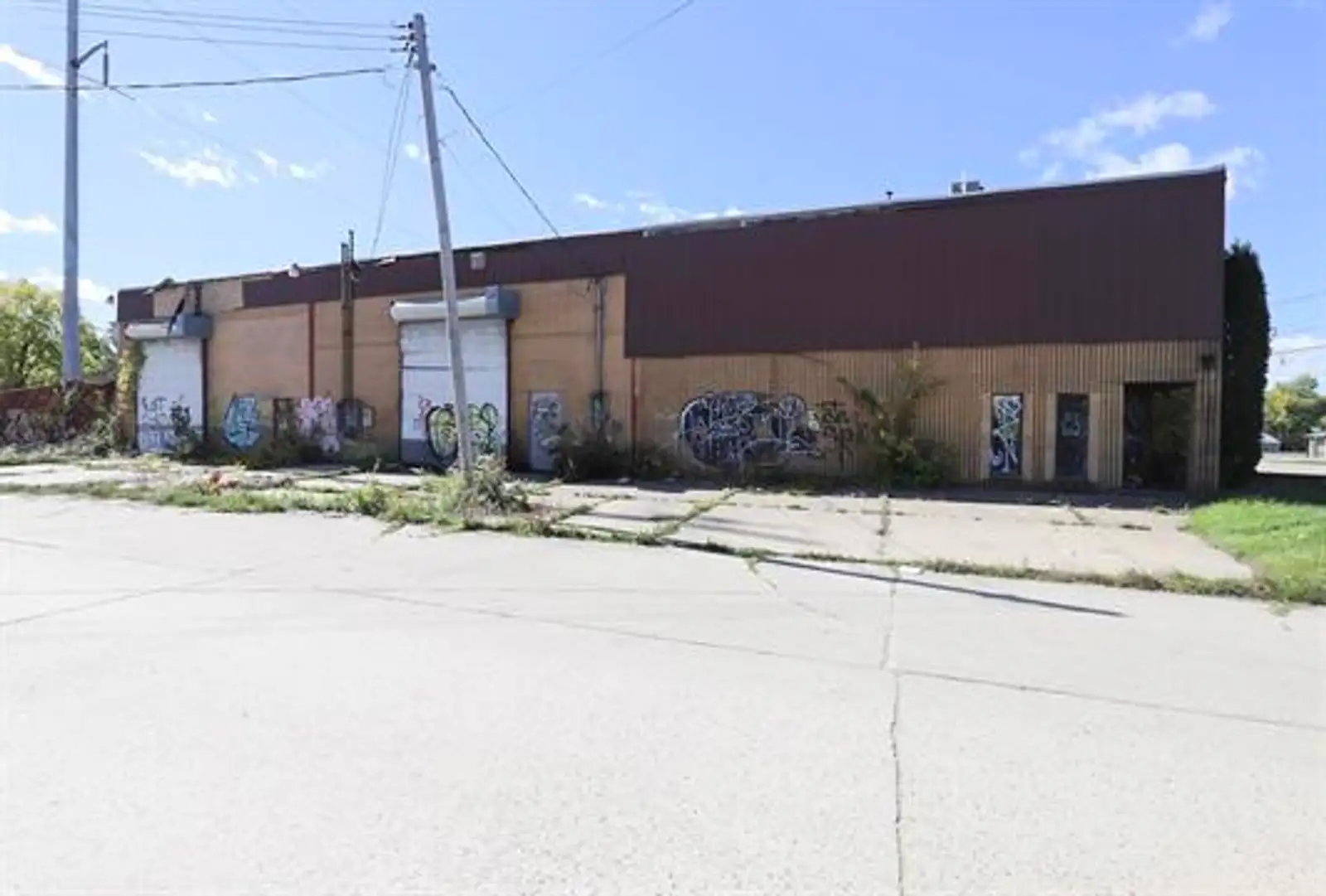3035 Pasadena Ave image 2