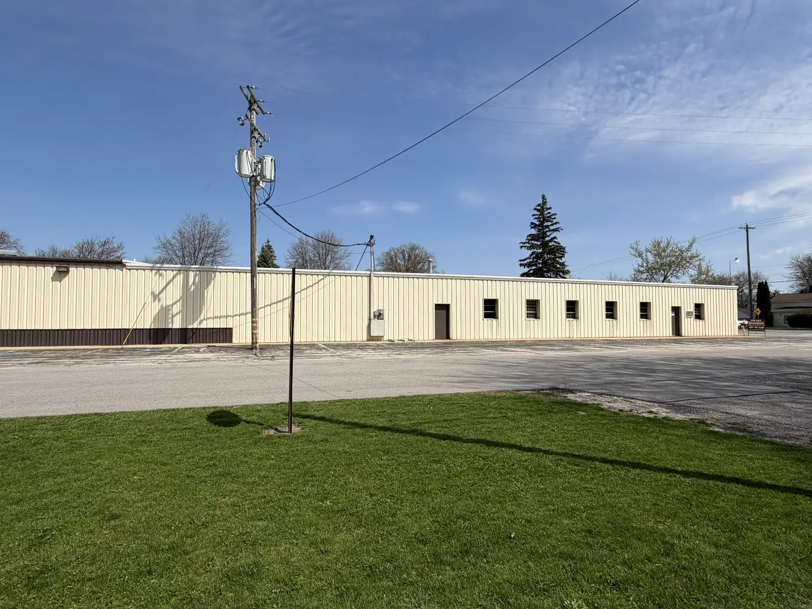 NOW REDUCED!! TWO INDUSTRIAL WAREHOUSES FOR SALE SOLD TOGETHER CALL TRADEMARK COMMERCIAL GROUP AT 989-792-6400 image 8