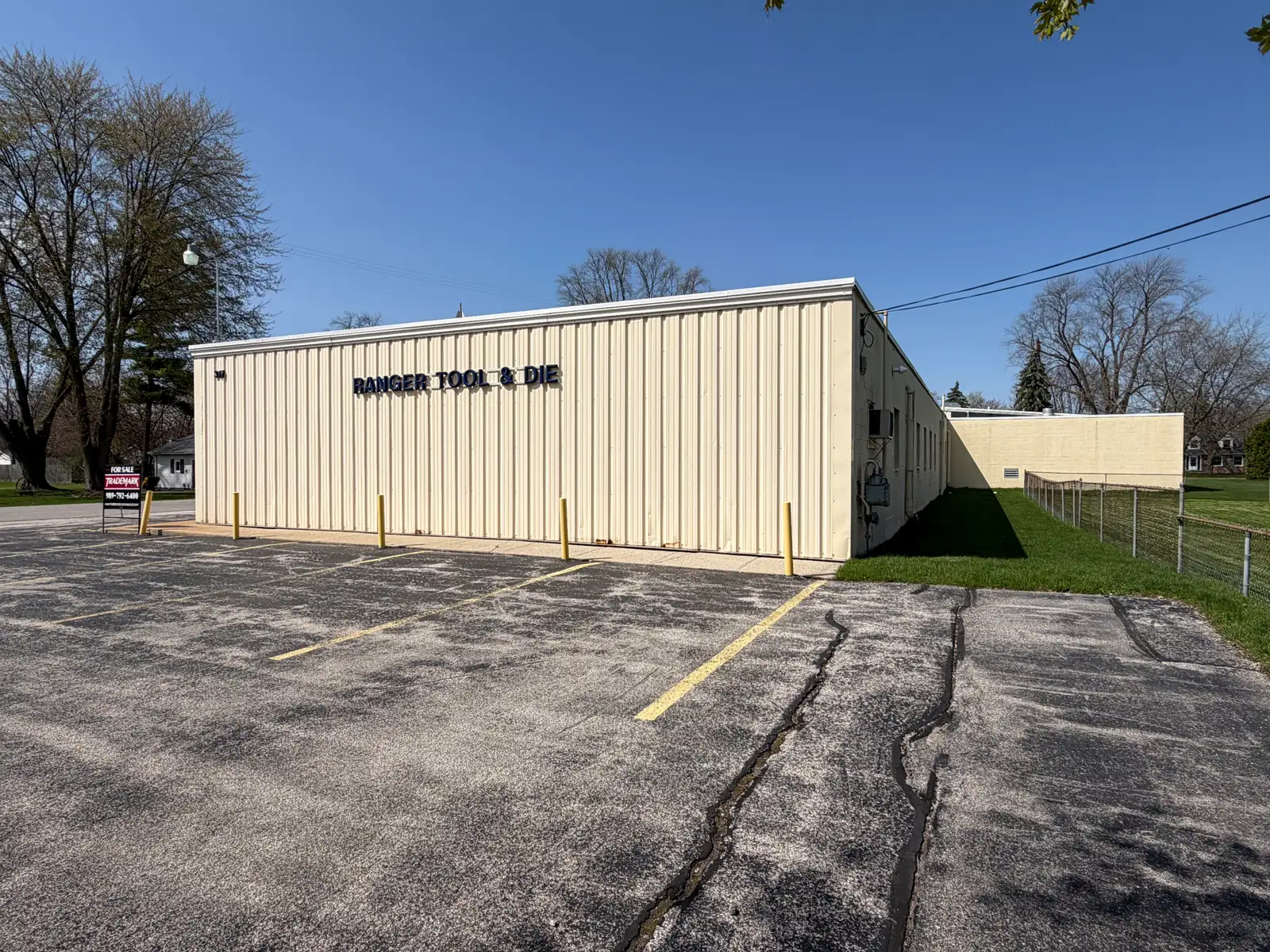 NOW REDUCED!! TWO INDUSTRIAL WAREHOUSES FOR SALE SOLD TOGETHER CALL TRADEMARK COMMERCIAL GROUP AT 989-792-6400 image 3