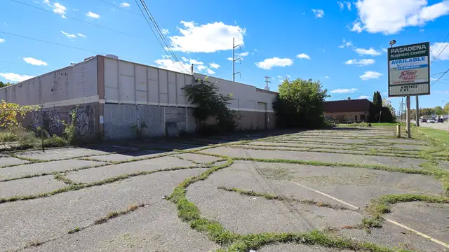 3003 Pasadena Ave listing image