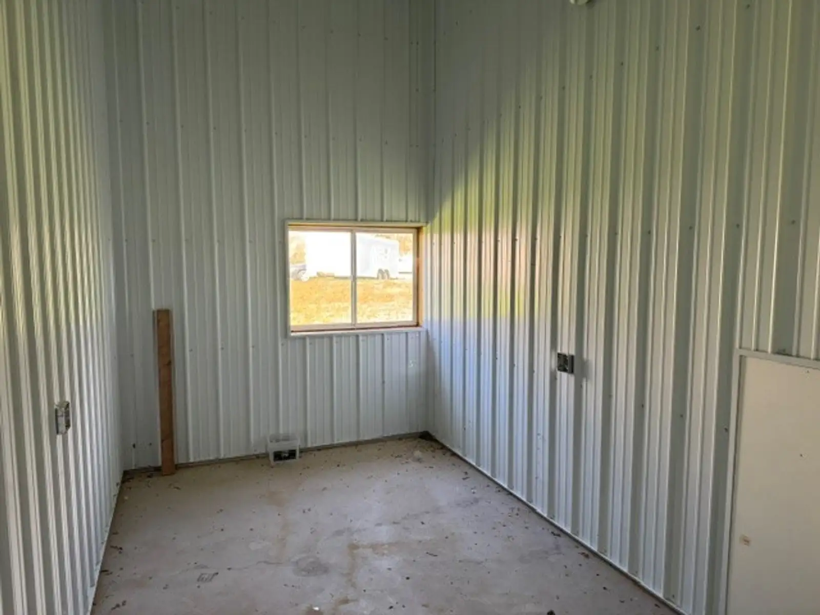 2359 Coolidge Rd image 7