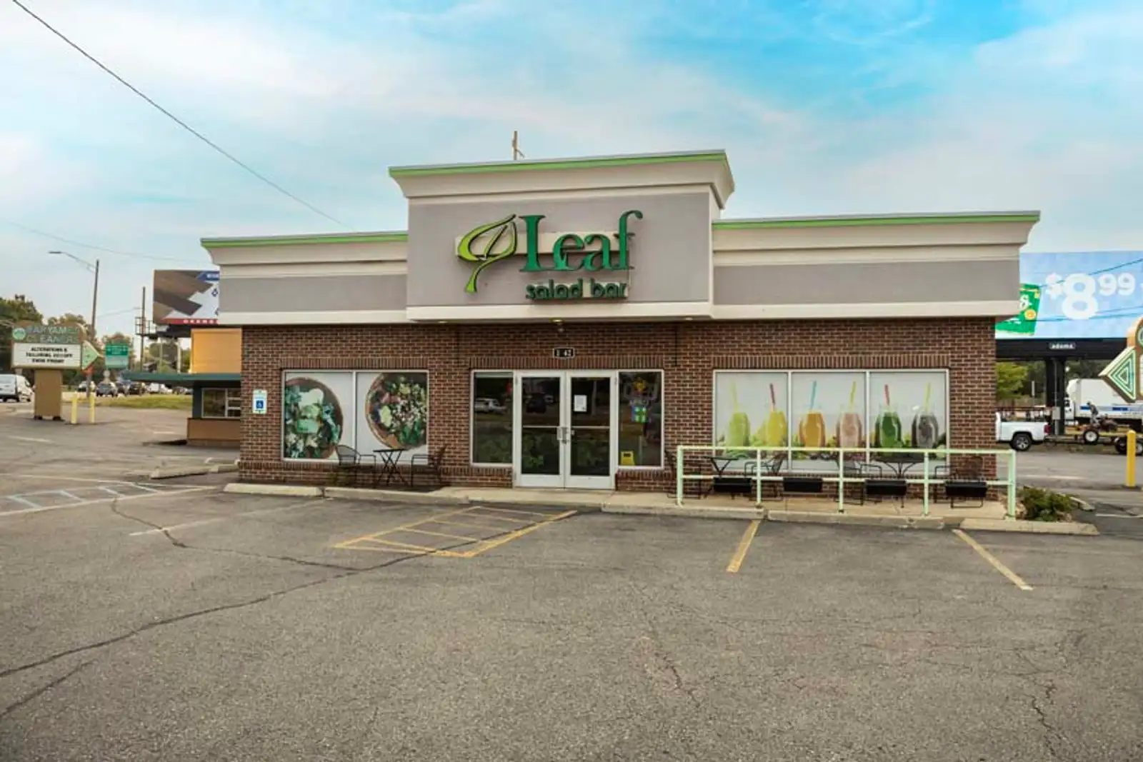 1518 W Grand River Ave, East Lansing, MI 48823
