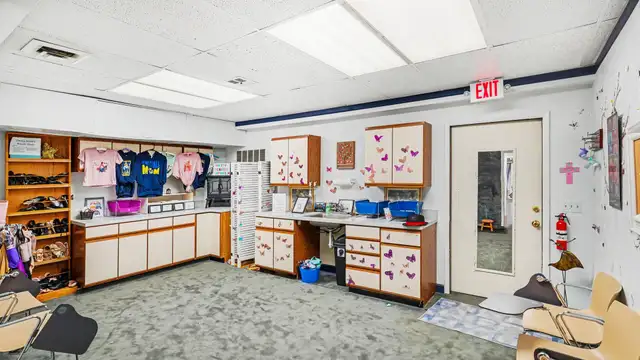 View image 31