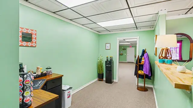 View image 18