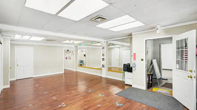 View image 9