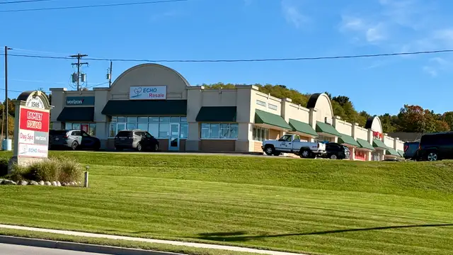 Suites 101 S. 102, & 103 - 1505 Benzie Hwy thumbnail 2