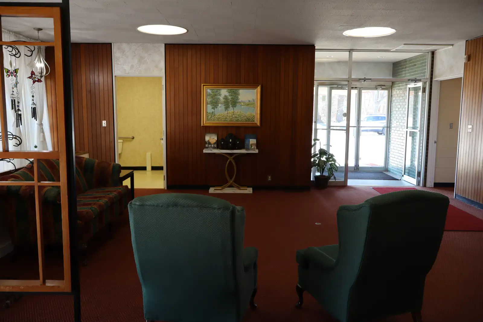 NOW REDUCED! FOR SALE: OFFICE/RETAIL BUILDING CALL TRADEMARK COMMERCIAL GROUP AT 989-792-6400 image 4