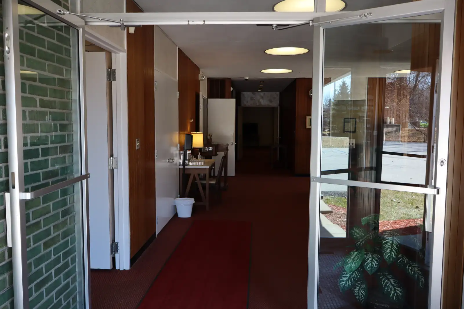 NOW REDUCED! FOR SALE: OFFICE/RETAIL BUILDING CALL TRADEMARK COMMERCIAL GROUP AT 989-792-6400 image 7
