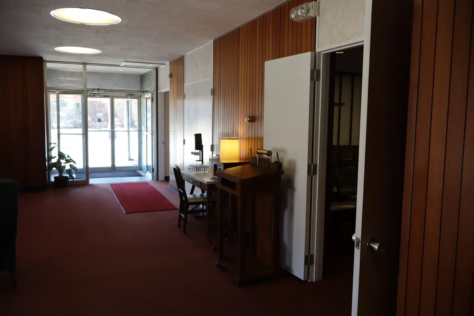 NOW REDUCED! FOR SALE: OFFICE/RETAIL BUILDING CALL TRADEMARK COMMERCIAL GROUP AT 989-792-6400 image 10