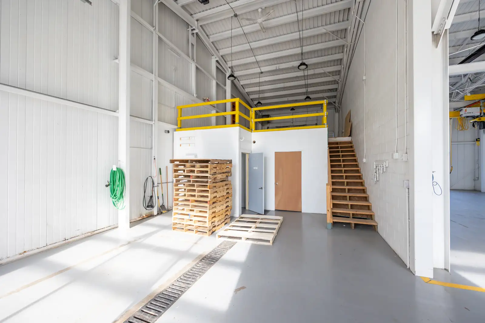 32 Acres Industrial Complex image 37