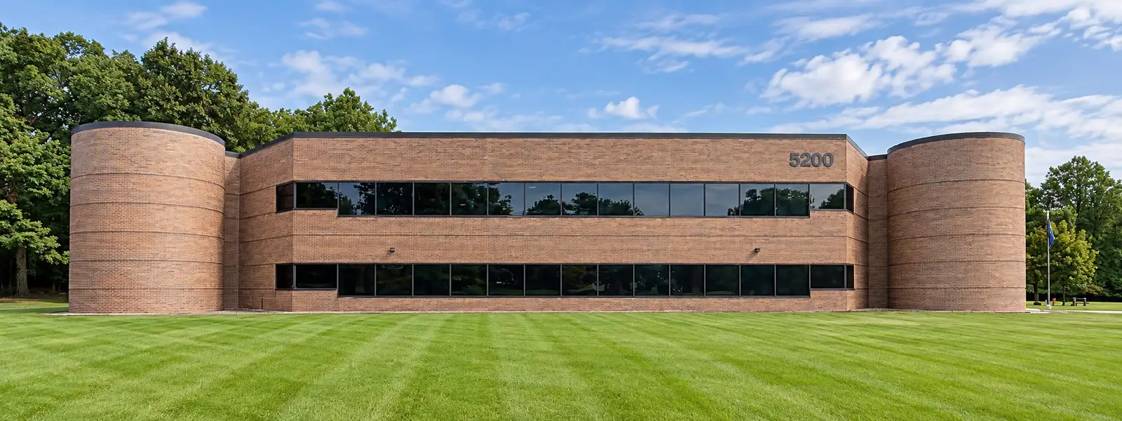 Flex / Industrial / R&D for Sale in Ann Arbor