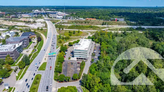26600 Telegraph Rd thumbnail 4