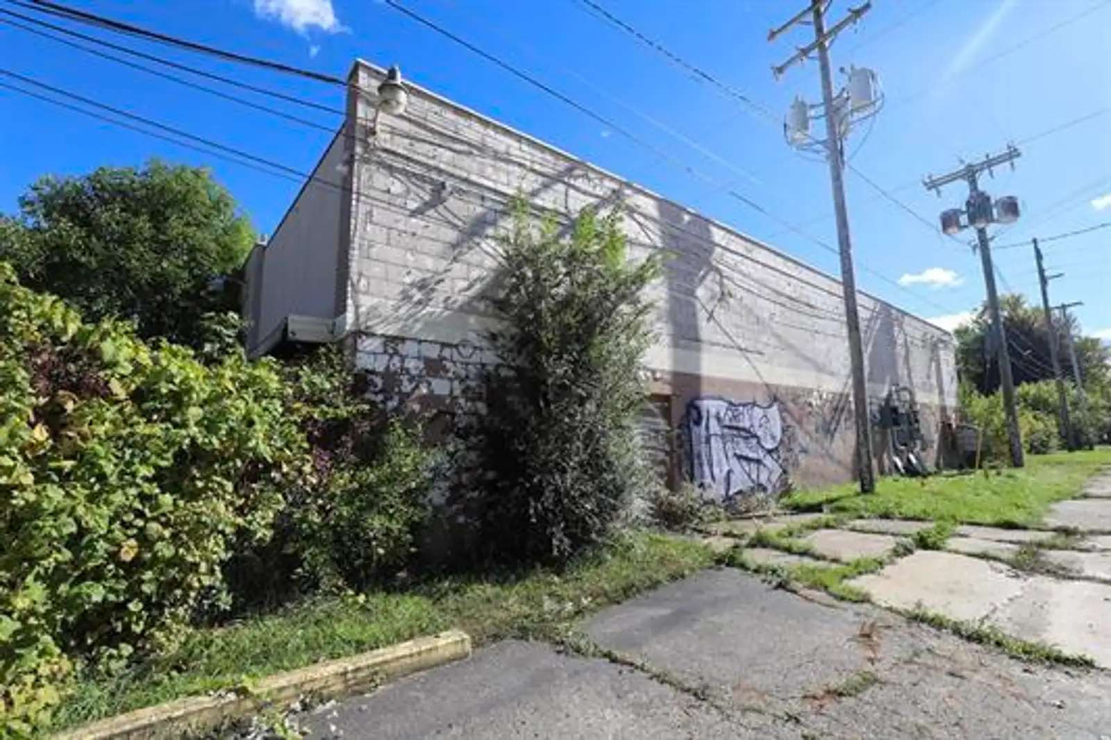 3003 Pasadena Ave image 9