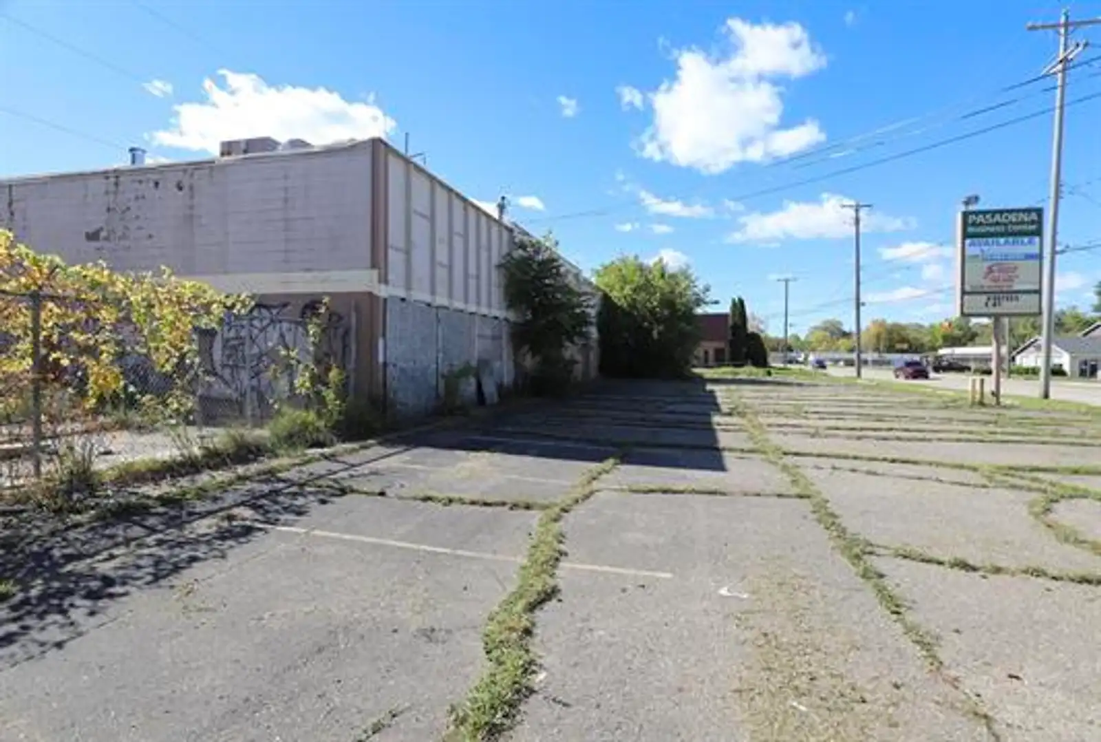 3003 Pasadena Ave image 2
