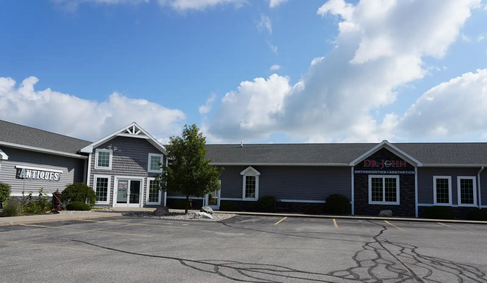 SUITE 3 RETAIL/FOOD/ OFFICE/MEDICAL OFFICE WITH HIGH VISIBILITY IN FREELAND, MI. 2,500 SF BUILD TO SUIT CALL TRADEMARK COMMERCIAL GROUP AT 989-792-6400 image 5