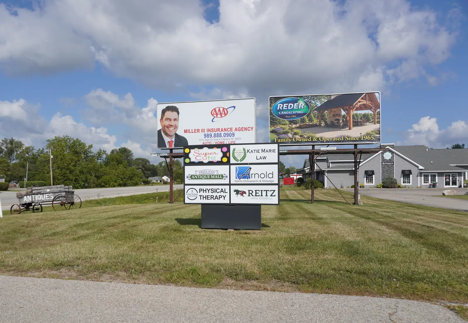 SUITE 3 RETAIL/FOOD/ OFFICE/MEDICAL OFFICE WITH HIGH VISIBILITY IN FREELAND, MI. 2,500 SF BUILD TO SUIT CALL TRADEMARK COMMERCIAL GROUP AT 989-792-6400 image 8